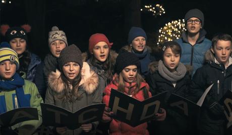 ¿El típico anuncio navideño para publicitar un equipo de fútbol?