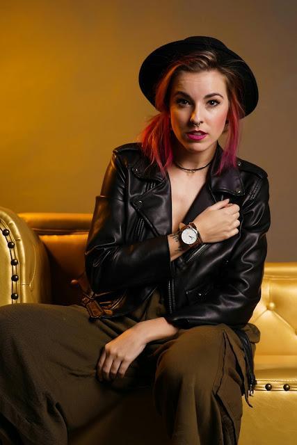 💥🔝💜  Afternoon in style ⌚📸💖