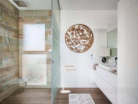 ¡Irresistible toallero de pie!