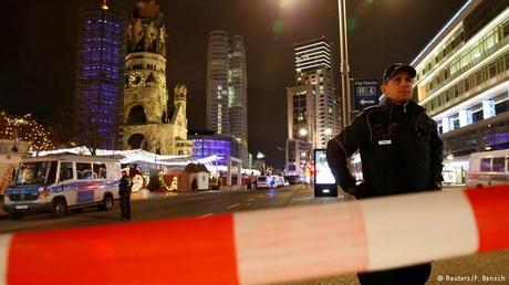 Solidaridad con Alemania y los berlineses 36838126_303.jpg