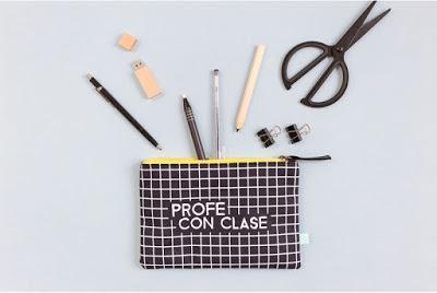 https://latiendadeuo.com/es/home/740-estuche-de-tela-profe-con-clase-8435449309346.html