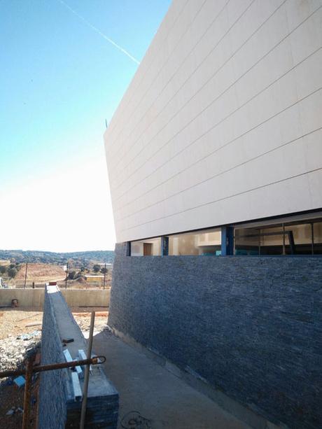 NUEVAS IMÁGENES DE OBRA DE LA VIVIENDA UNIFAMILIAR DISEÑADA POR A-CERO EN CASTILLA Y LEÓN a-cero-projects-1