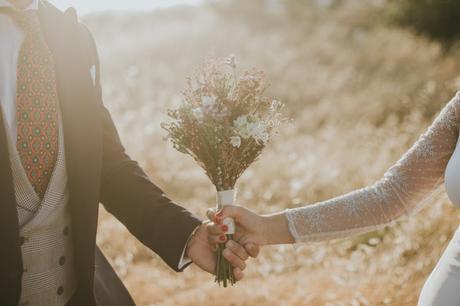 Rubén & Clara:  una romántica boda en la noche de Huelva