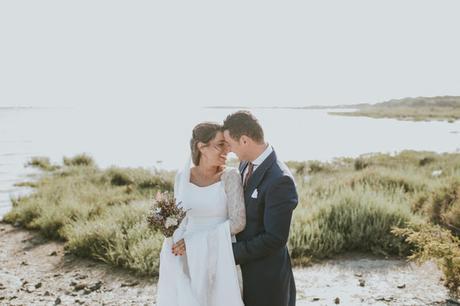 Rubén & Clara:  una romántica boda en la noche de Huelva