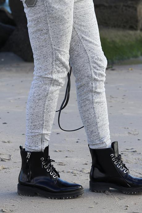 TRACKSUIT IN CONEY ISLAND