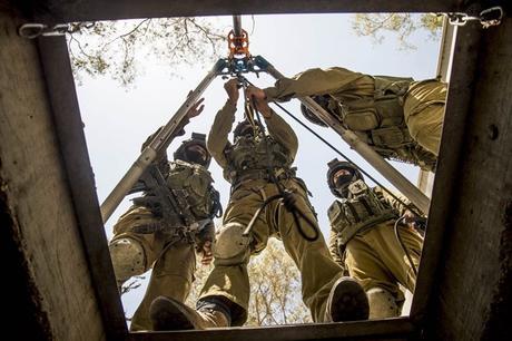 IDF, unidad Yahalom: preparándose para combatir el terrorismo palestino.