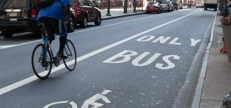 Ciclismo urbano: recomendaciones para circular seguros por la ciudad