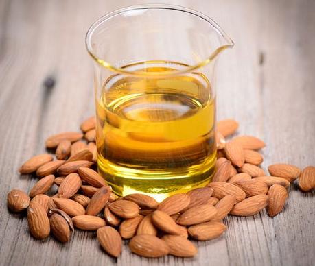 7 pasos para alargar las pestañas naturalmente!