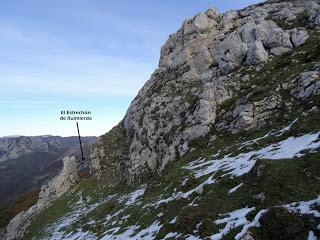 Bermiego-La Senda Cuetu Ferreiru-Las Morteras la Robla, El Teixu y La Cutiel.la-Salceo