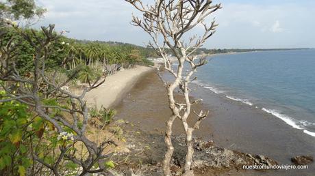 Lombok; la playa de Senggigi