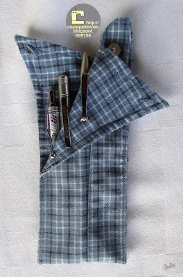 Estuche con el cuello de una camisa