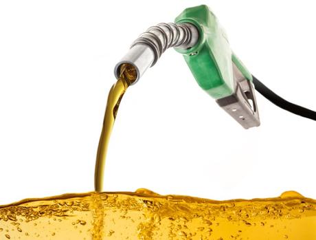 Gasolineras aprovechan desbasto y no dan litros de litro