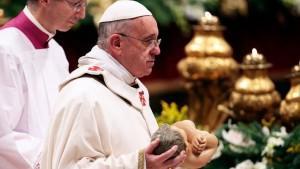 Papa Francisco:”Fuera la indiferencia de la Navidad”