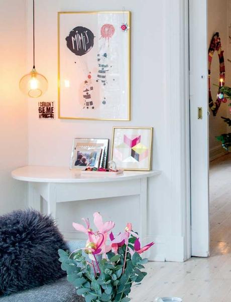 La navidad, turquesa, mint, rosa y fucsia de un salón nórdico muy inspirador