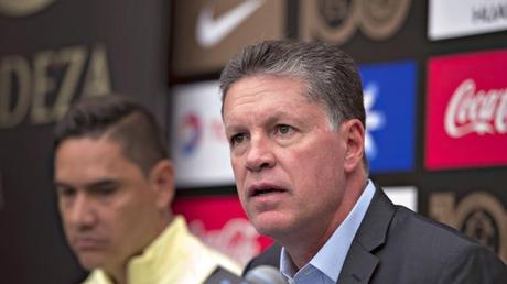 Ricardo Peláez quita su twitter y reporta agresión en el palco Ricardo Peláez quita su twitter y reporta agresión en el palco