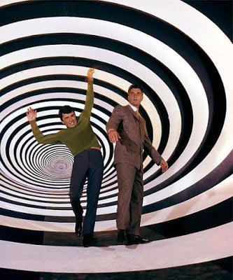 Una historia de los viajes en el tiempo - V