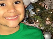 Noche Buena abriendo regalos Navidad