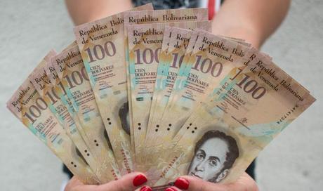 Venezuela: la crisis parlamentaria y la de los billetes