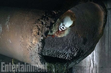 El payaso del remake de It asusta con esta nueva imagen