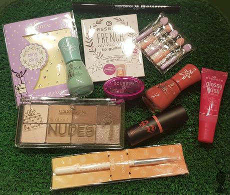 Calendario de adviento Essence 2016
