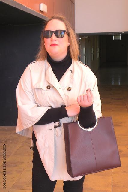 look-black-burgundy-jeans-negro-violeta-by-mango-capa-camel-zapatos-bolso-primark-los-looks-de-mi-armario-blogger-madrid-curvy-girl-outfit-invierno02 http://www.loslooksdemiarmario.com/2017/01/capa-camel-y-zapatos-burgundy-curvy-look.html