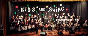 Kids & Swing (In a Christmas Mood)