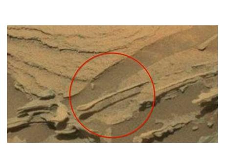 Sale a la luz otra curiosa foto sobre hallazgo en Marte #Nasa (FOTOS)
