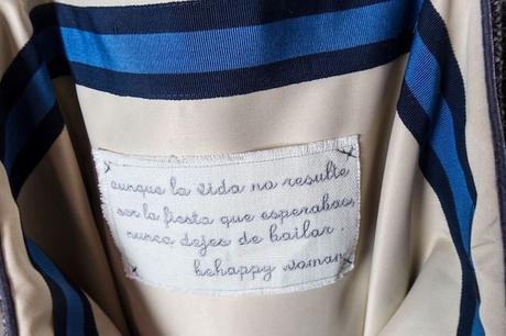 be-happy-woman-bolso-mensaje