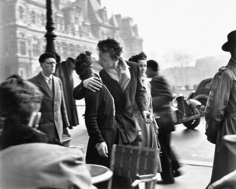 robert-doisneau-el-beso