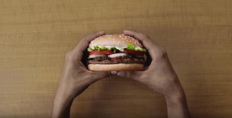 Burger King cambia los regalos indeseados por Whoppers en Brasil