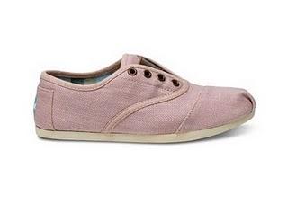 TOMS Shoes: dona un par de zapatos por cada par comprado