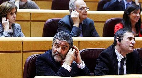 El pinganillo, Babel y Pentecostés