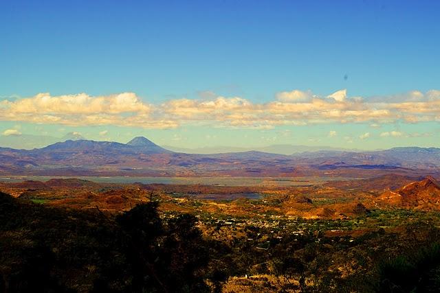 Entre bosques nebulosos, trifinios y quetzales