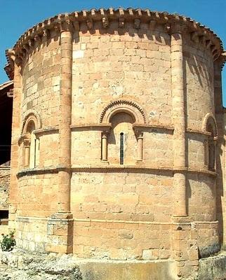 Una Orden, un estilo, unas ruinas y un misterio.