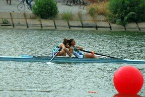 Piragüismo en Sevilla, regata en el Guadalquivir.