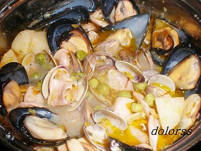 GUISO CON CHIPIRONES Y BIVALDOS