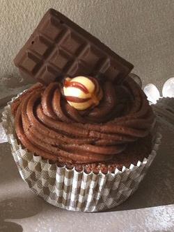 http://fabsfood.blogspot.com/2011/01/mini-cupcakes-de-cacao-y-haba-tonka.html