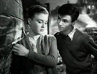 LAS MANIOBRAS DEL AMOR