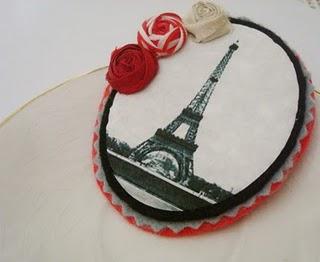 BROCHE DE FIELTRO PARIS JE T'AIME