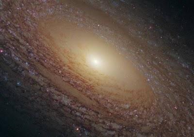 Hubble fotografía una galaxia a 46 millones de años luz
