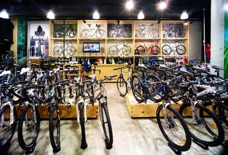 TREK BICYCLE STORE: BUSCA PERSONAL, MANDA TU CV