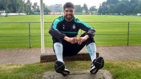 Sevilla le gana fichaje a Cruz Azul, Jugador del Santos admite su amor por el Cruz Azul, Cauteruccio en duda Sevilla le gana fichaje a Cruz Azul, Jugador del Santos admite su amor por el Cruz Azul, Cauteruccio en duda