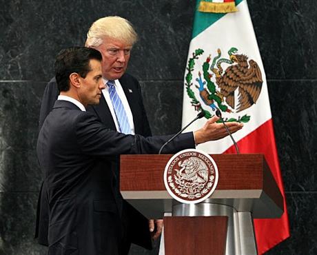 El día que Peña Nieto vendió a Trump la honra de #México