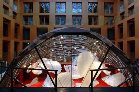 BANCO DZ EN BERLÍN, DE FRANK GEHRY BANCO DZ EN BERLÍN, DE FRANK GEHRY