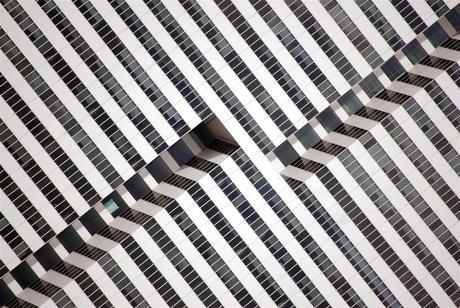 Reimaginando edificios y estructuras de la mano de Nikola Olic Hypnotic