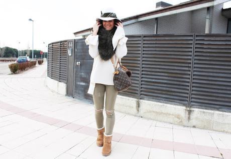 Bow Sweater Bow Sweater