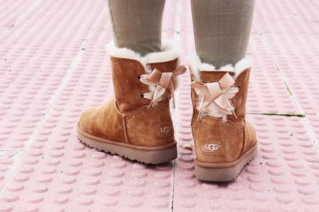 Bow Sweater Bow Sweater