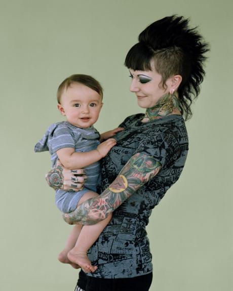 Esta fotógrafa capturó a madres MODERNAS y sin estereotipos