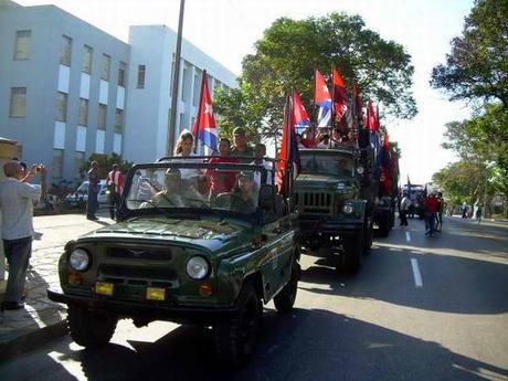 Mientras el dictador duerme en la piedra reeditan la “Caravana de la libertad” que nunca fue