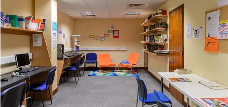 Conoce algunas de las escuelas que puedes elegir para tu curso de inglés